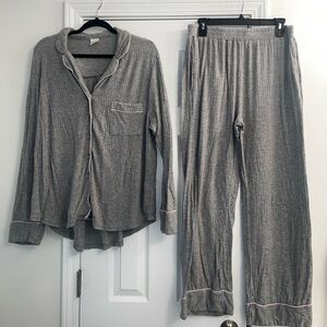 Bundle of 2 Size XL Pajama Sets